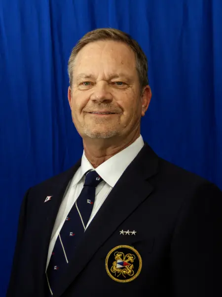 Immediate Past Commodore Chris Jones